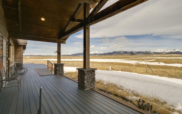 Jefferson Home w/ Mountain Views & Horse Pastures