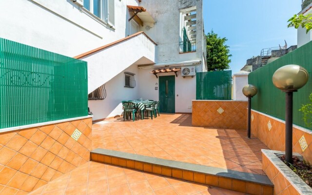 Friendly Family Apartment at Ischia