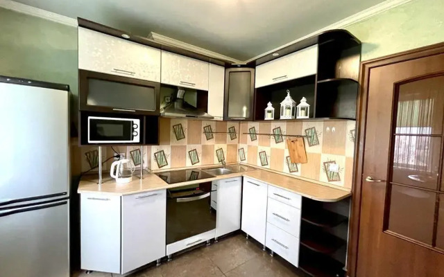 Apartments on Malakhova street 101