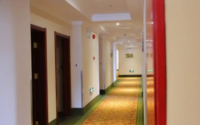 Greentree Inn Shanghai Middle Xinfu Road Huazhi Road Business Hotel