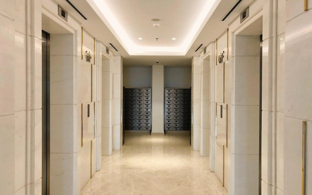 Gold Coast PIK Sea View Apartments by LongeSuites