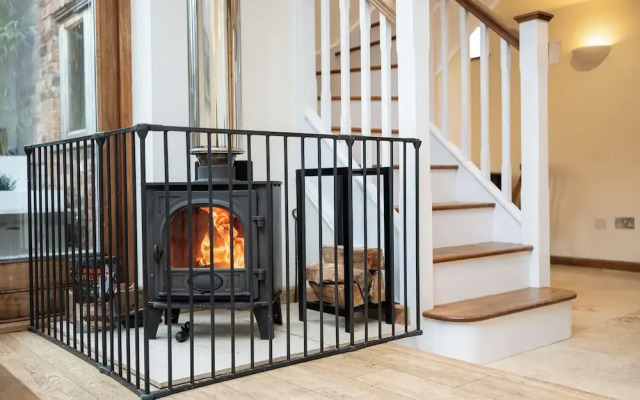 Coach House - Lovely Home in Cheltenham