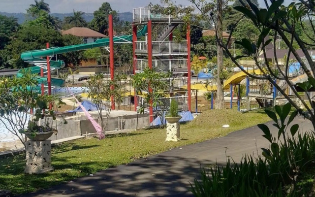 Bumi Gumati Convention Resort