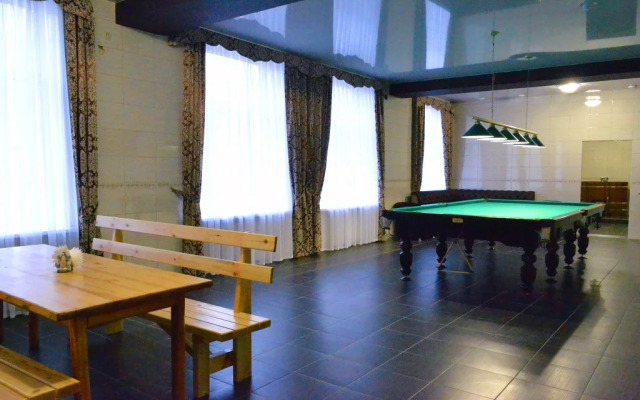 Франт отель на Нефтяном