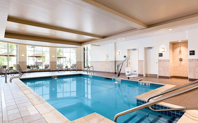 Hilton Garden Inn Boston Logan Airport
