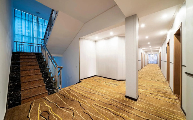 Xinyuan Hotel (Xiushan Bus Terminal)