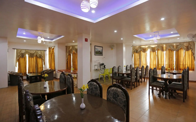 OYO Rooms 099 Near Victory Tunnel Shimla