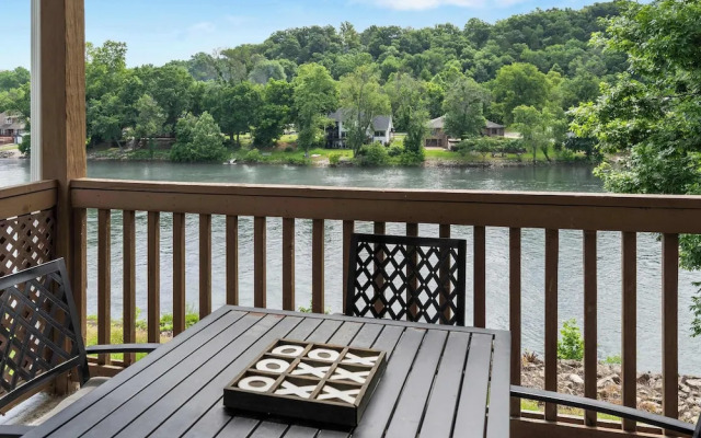 Nautical Nest on Taneycomo