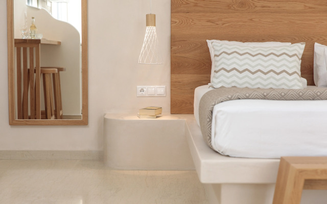 Proteas Hotel & Suites