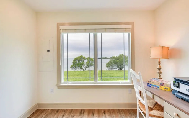 Waterfront Maryland Vacation Home: Private Beach!