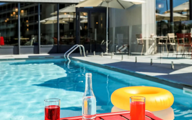 ibis Orange Centre Echangeur A7 A9