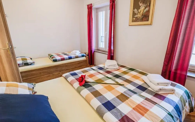 Sleek and Stylish Umag Apartments With Sea View