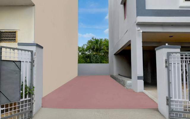Super Townhouse Vanasthalipuram Near Deer National Park