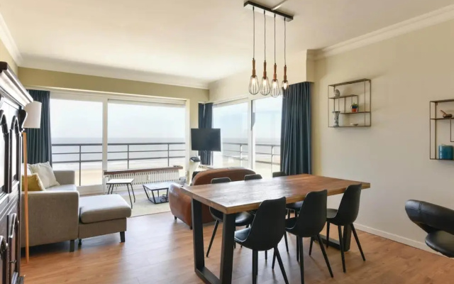 Elegant Zoute Seaside Stay
