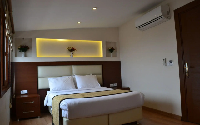 Seven Days Hotel