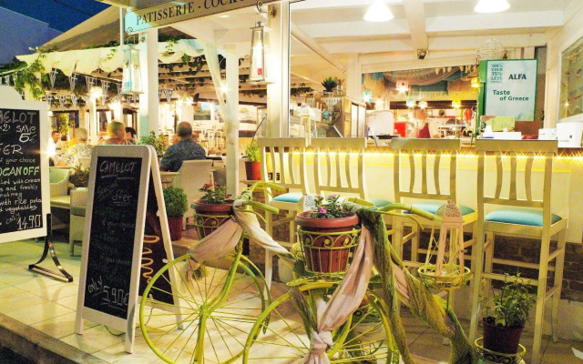 Camelot Royal Beds by Estia