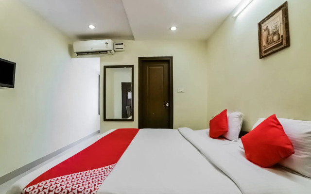 OYO 15729 Royal Stay