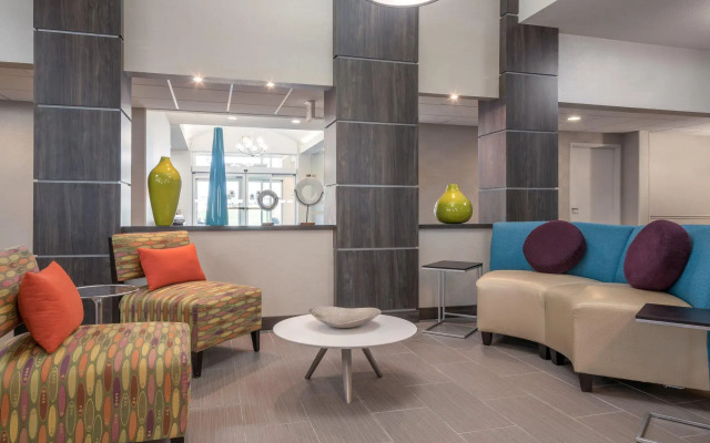 Holiday Inn Express & Suites Ames by IHG