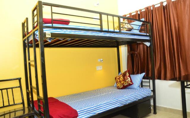 Tranquil AC Luxury Hostel