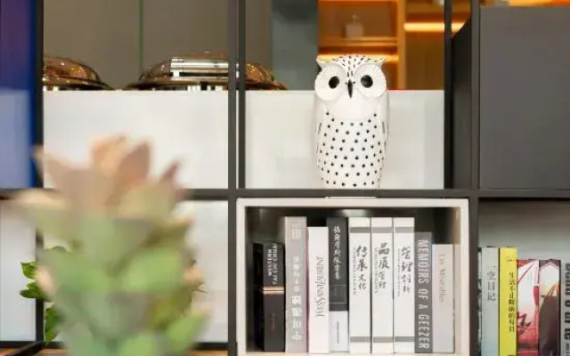 Qbox Hotel