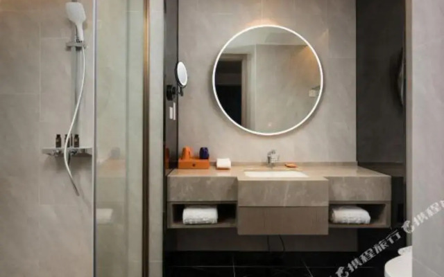 In City Hotel（Meizhou Wanda）