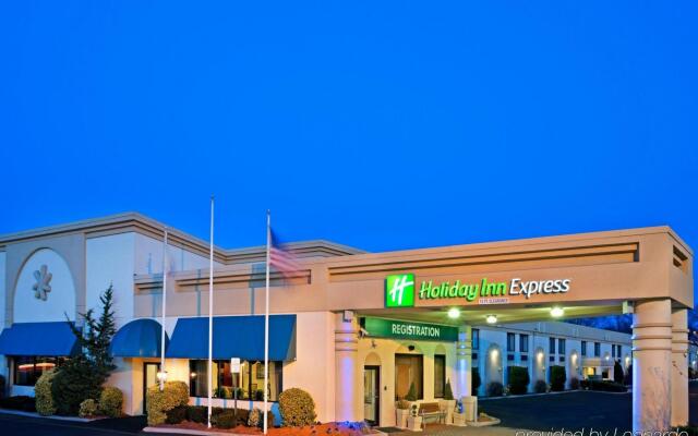 Comfort Inn Paramus - Hackensack