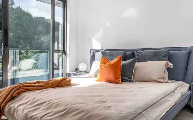Sunrise Garden Suites