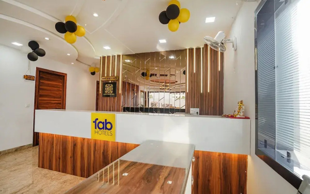 Fabhotel Grand Inn Ii