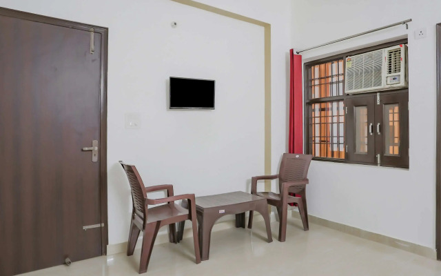 R P Residency by OYO Rooms
