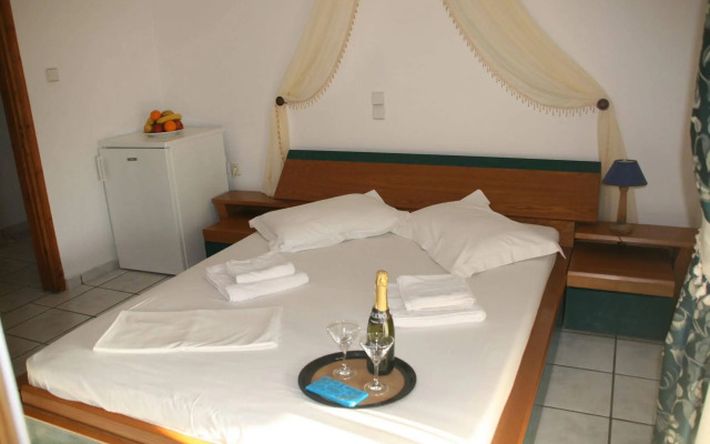 Aktaion II - Luxury Maisonettes and Rooms