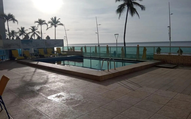 Flat no Farol da Barra 129