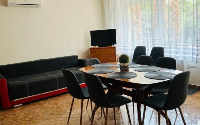 Gyöngy és Miki Apartmanok