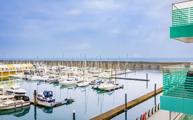 Rethink Living - Luxury Brighton Marina