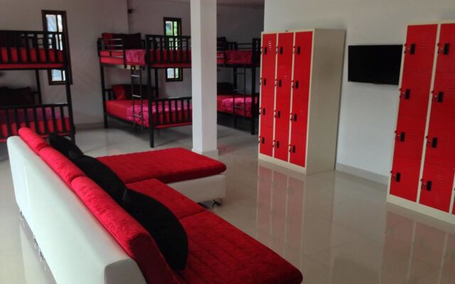 Samui Backpacker Hotel