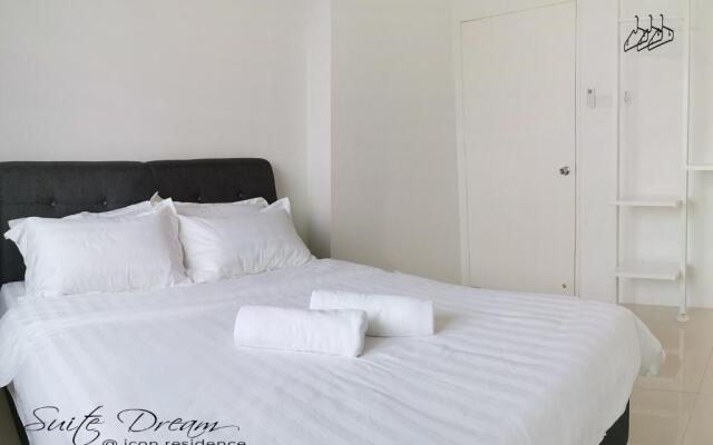Suite Dream@Icon Residence