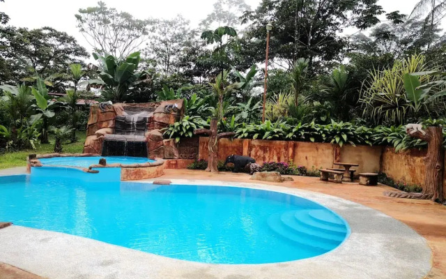 Hotel Catarata Río Celeste