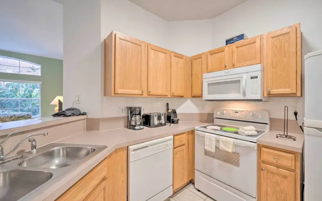 Bright Kissimmee Townhome Near Disney World!