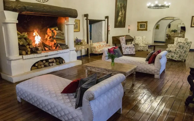 Hosteria Hacienda Pinsaqui