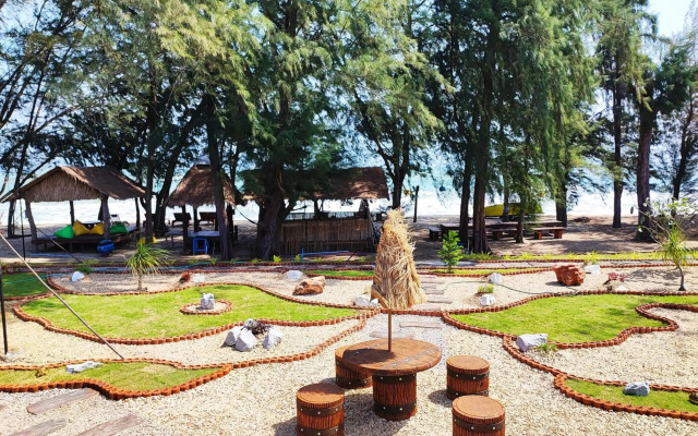 Mumsa Beach Resort & Restaurant