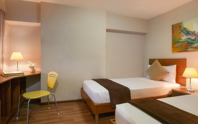 Shaw Residenza Suites