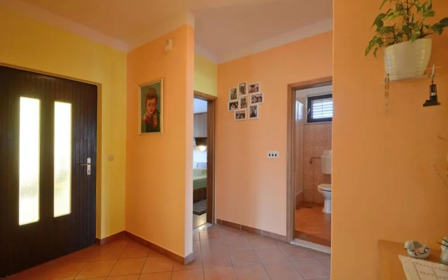 Amazing Apartment in Racisce With Wifi and 3 Bedrooms