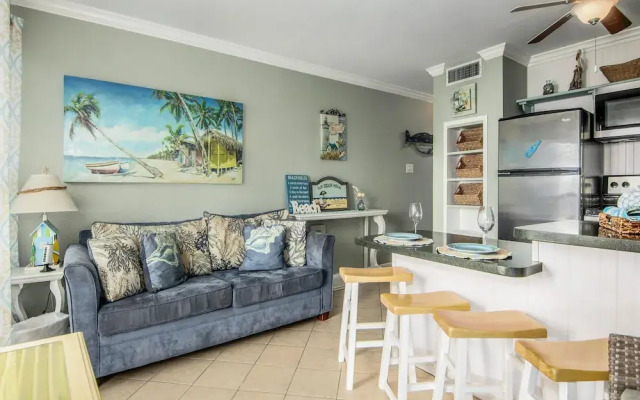 Seascape 2118 1 Bedroom Condo by RedAwning
