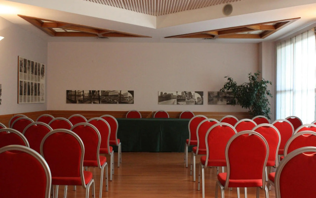 Brianteo Hotel And Restaurant