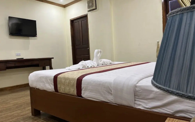 Xayana Home