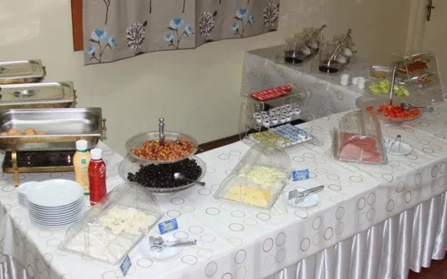 Kasmir Hotel