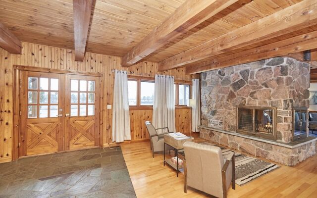 Grand Niagara Estate Lodge