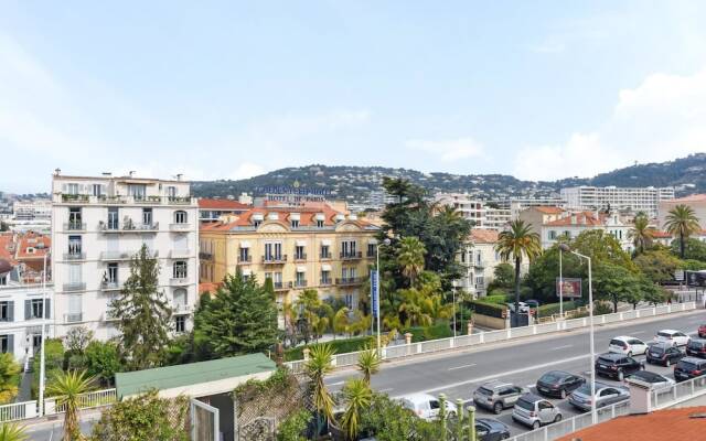 Jean Jaures Apartment 1