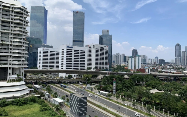Fabulous and Strategic 1BR Sudirman Suites Apartment