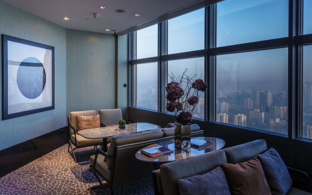 Jingguang Center Apartment Hotel