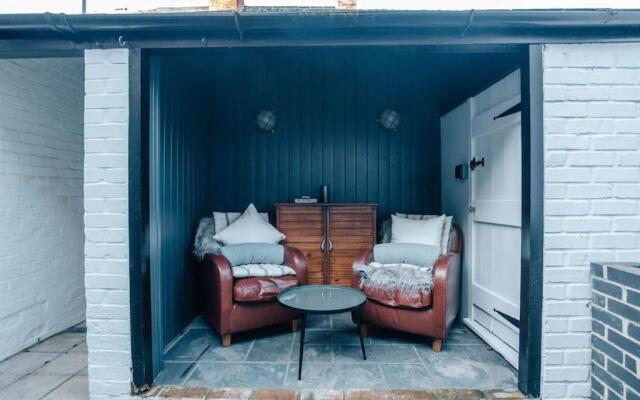 The Neptune - From 125 Per Night